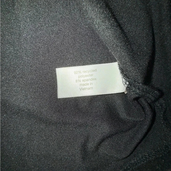 LANE BRYANT LIVI V-Neck Recycled Soft Macrame-Back Tee 18/20 - Picture 14 of 16